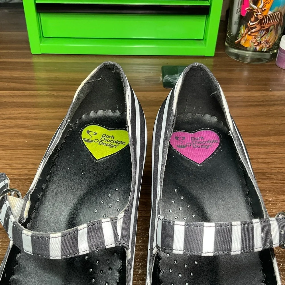 Hot Chocolate Design poison striped mid heels, Us11/HCD41 REMOVED ACCESSORIES - Picture 9 of 14